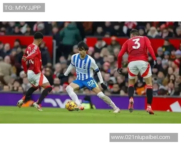 曼联酝酿重磅补强方案，或打包签下两大超级兽腰 ，一人评价超越1亿英镑